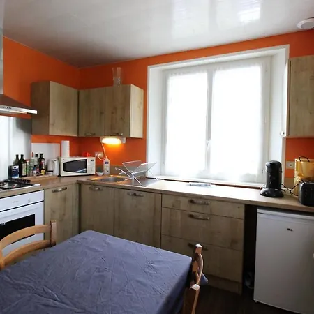 Le Claux, 3 Pieces, 4 Personnes - Fr-1-742-402 Vakantiehuis Le Claux
